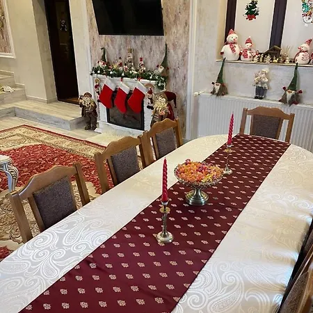 Casă la țară Casa Cu Pitici