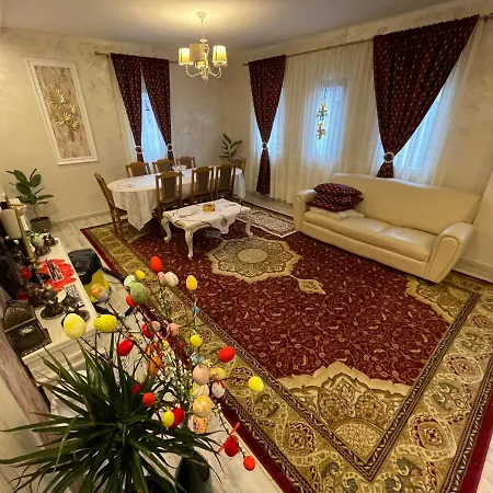 Casă la țară Casa Cu Pitici